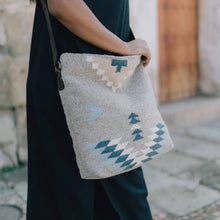 Load image into Gallery viewer, Tule-  Zapotec Wool Shoulder Bag–Handwoven in Oaxaca