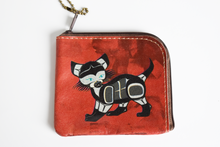 Load image into Gallery viewer, Totem Print Coin Purse